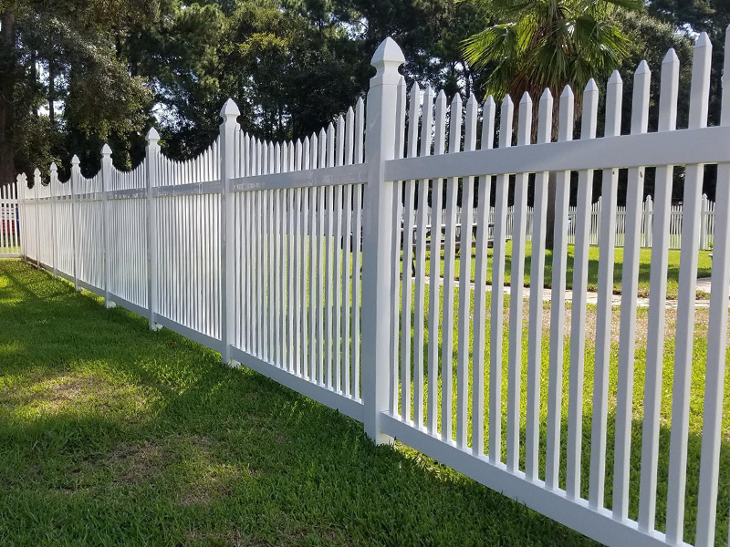 vinyl fence Conroe Texas